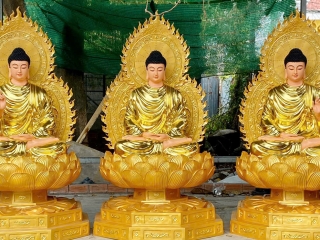 Nên Chọn Chất Liệu Nào Khi Thờ Phật?
